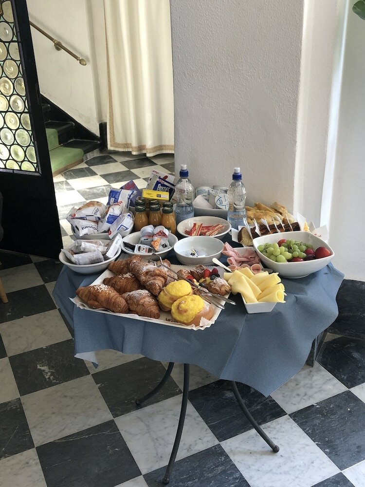 Фото Villa Shelley Boutique Hotel