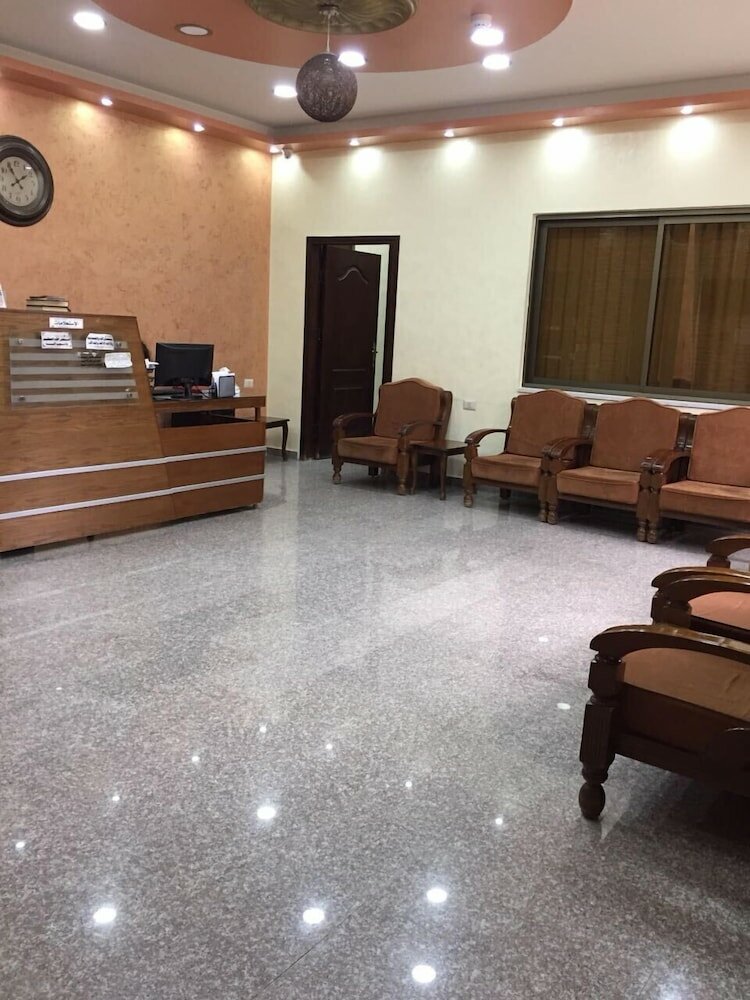 Фото Ikhwa studio apartments -Female guests only-