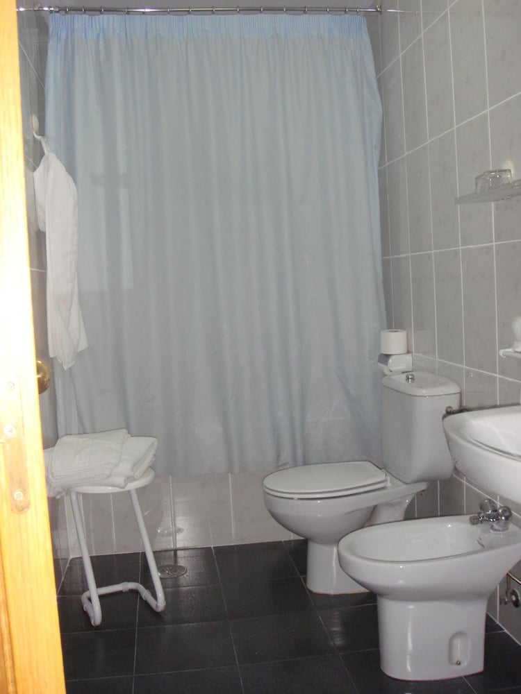 Фото Hostal Serpol