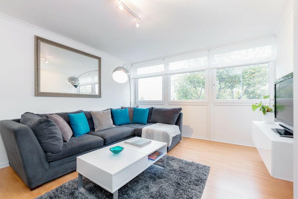 Фото Holland Park Heights by BaseToGo