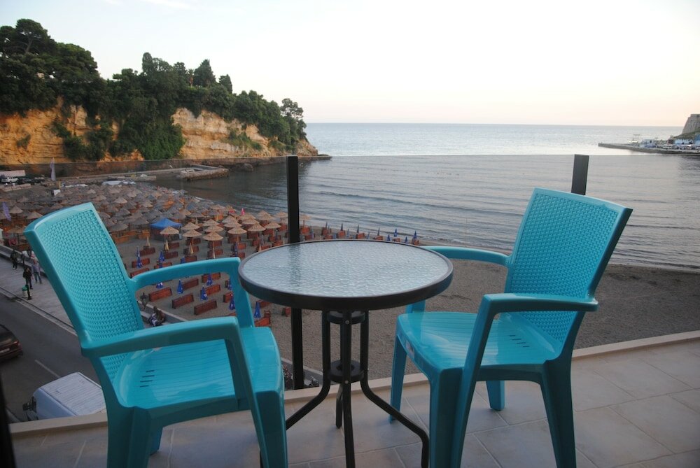 Фото Отель Cruiser