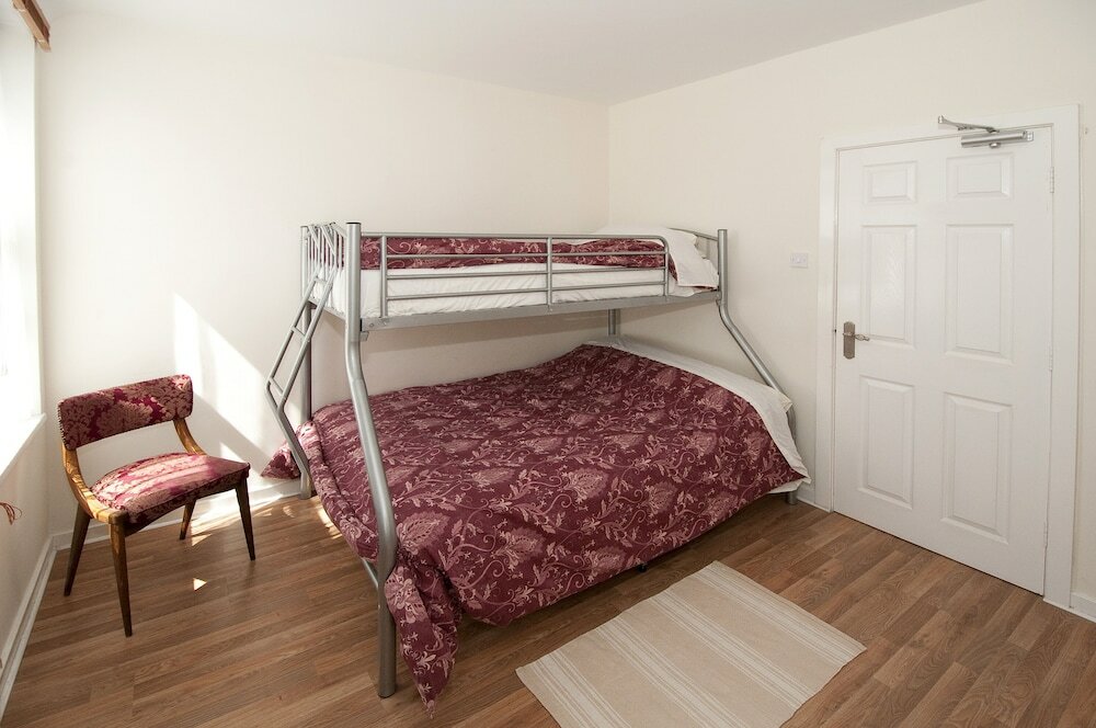 Фото Cunard Apartments