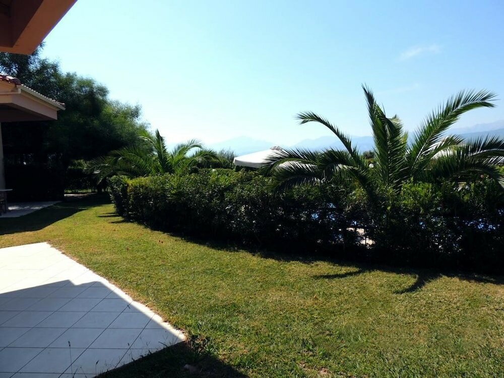 Фото Green & Blue Hotel