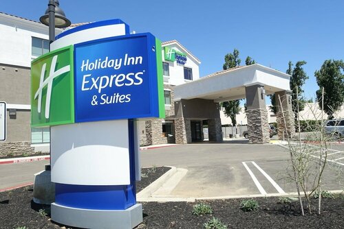 Гостиница Holiday Inn Express & Suites Brentwood, an Ihg Hotel в Брентвуде