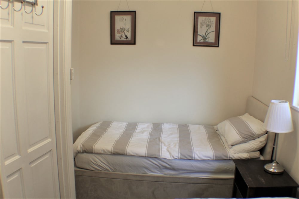 Фото Moleside Cottage