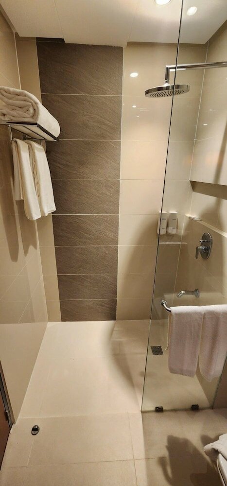 Фото Best Western Plus The Ivywall Hotel Palawan