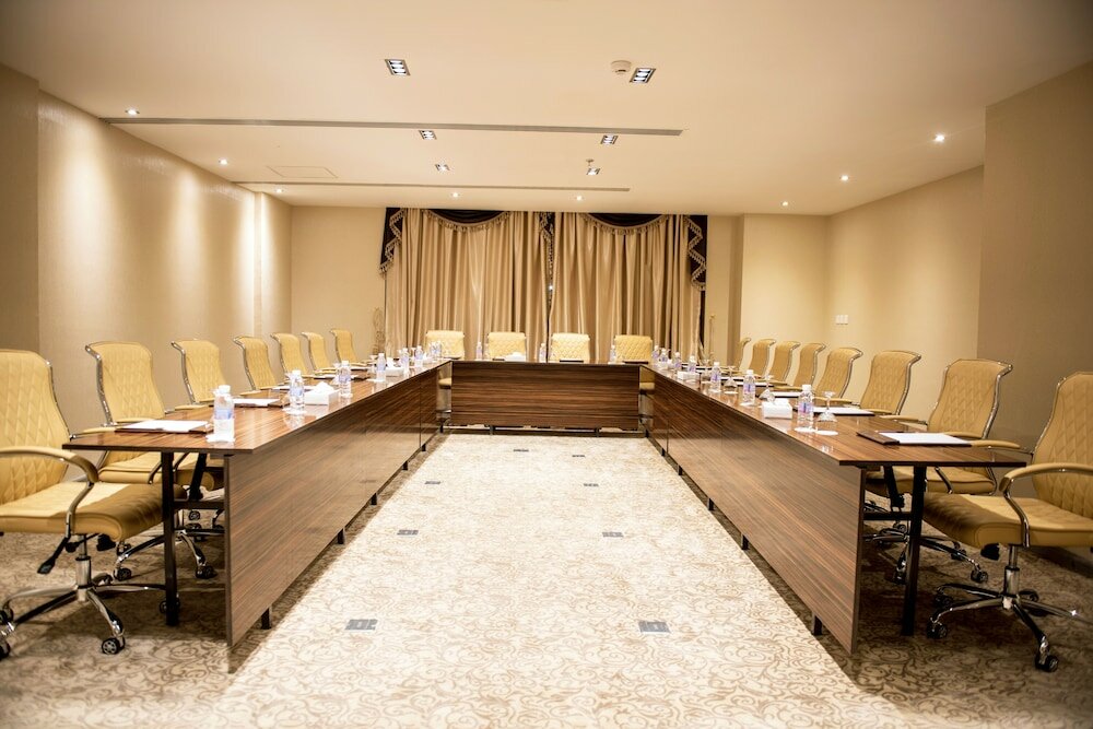 Фото Grand Park Hotel