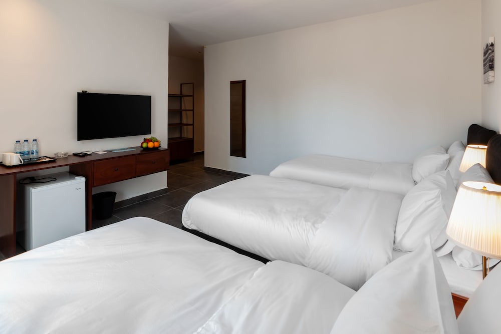 Фото Canary Hotel