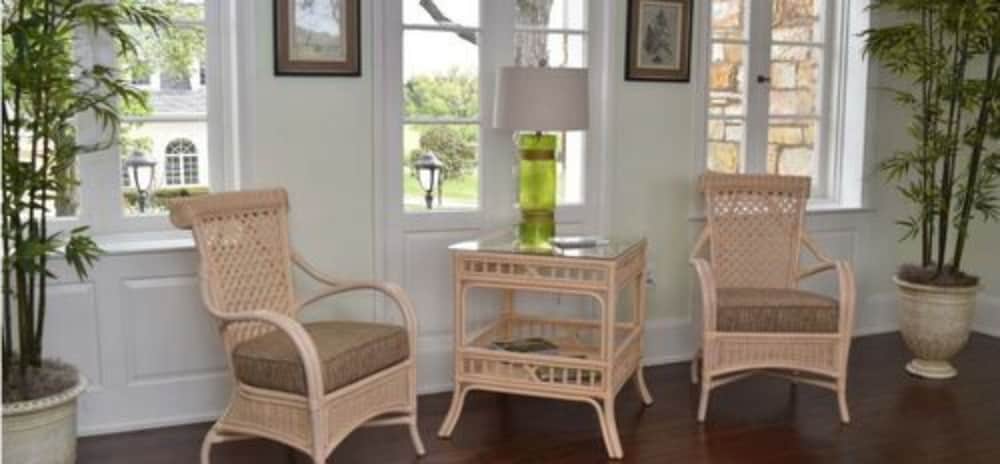 Фото Inn at Evergreen