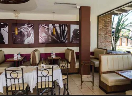Гостиница Hotel El Rancho