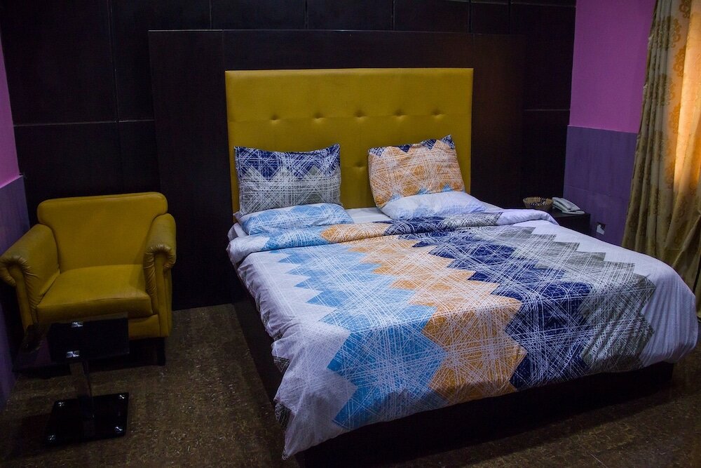 Фото Paris Suites