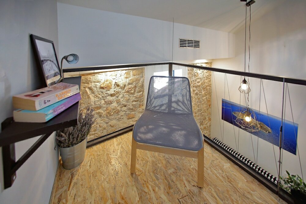 Фото Guverna New City Accommodation