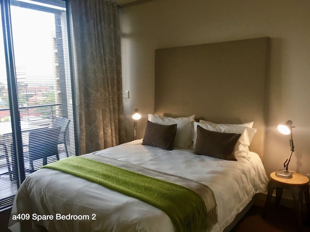 Фото The Quadrant Apartments