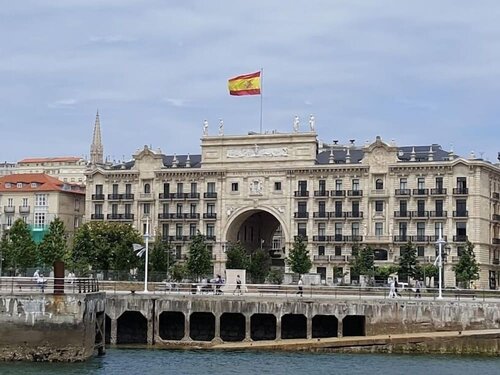 Внешний вид отеля Hotel Art Santander в Сантандере, фото 1