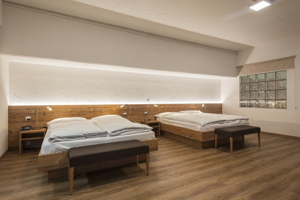 Фото Zermatt Budget Rooms