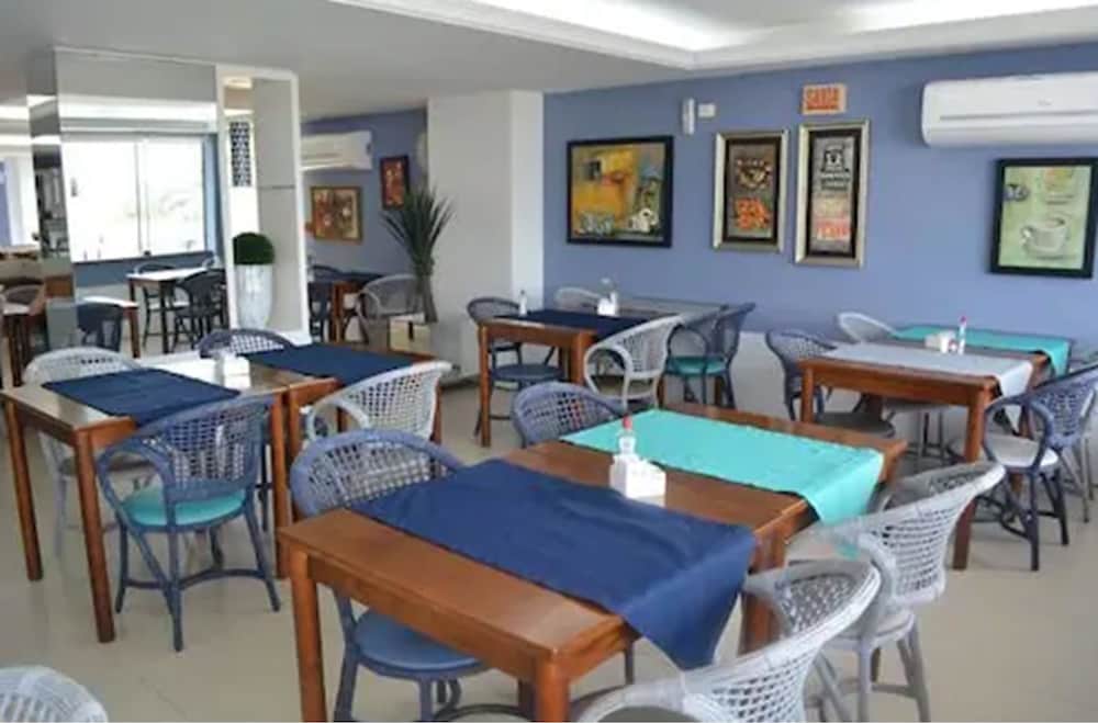 Фото Kennedy Slim Hotel