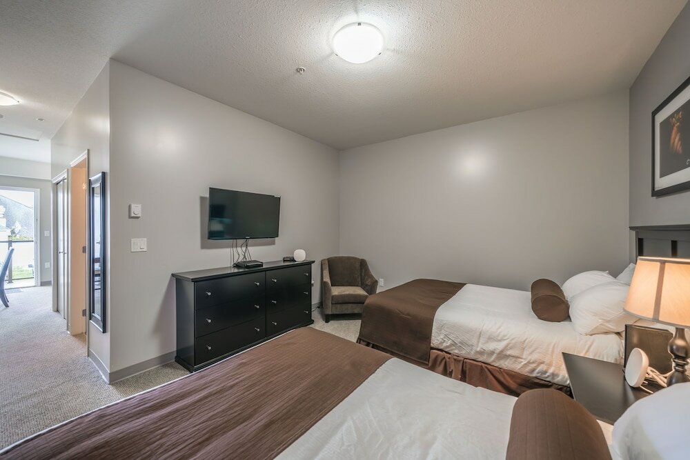 Фото Sportsman's Inn on the Harbour Front