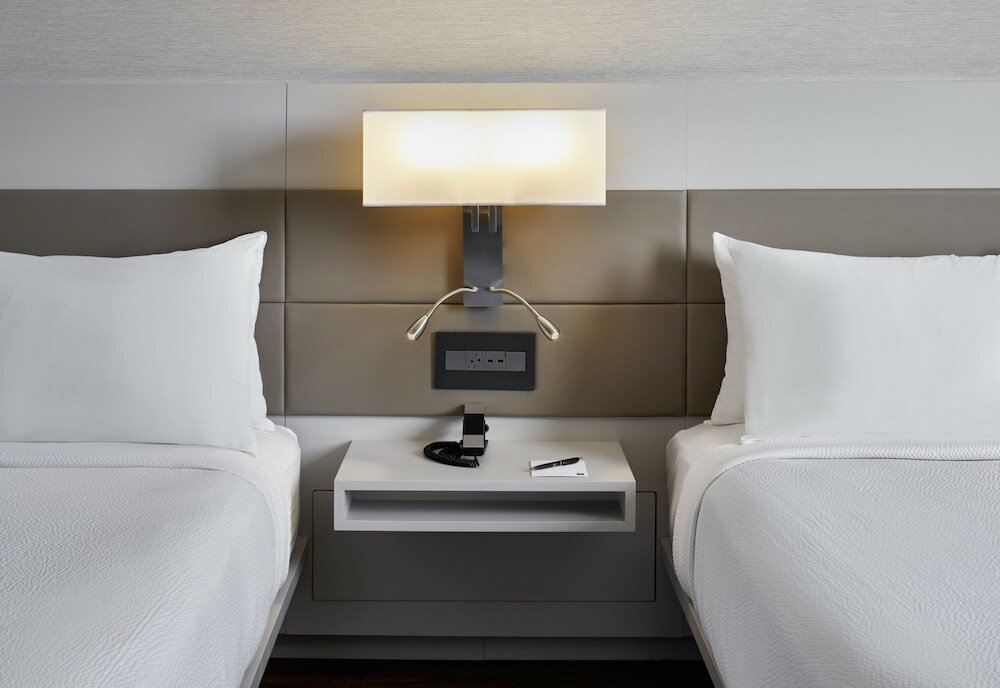 Фото Ac Hotel by Marriott Miami Aventura