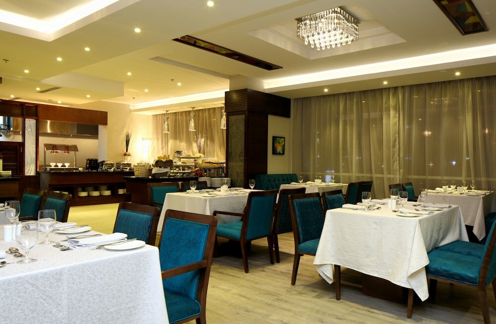 Фото Swiss International Royal Hotel Riyadh