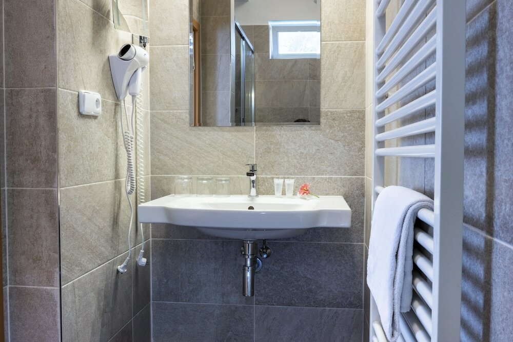 Фото Hotel Pavilon