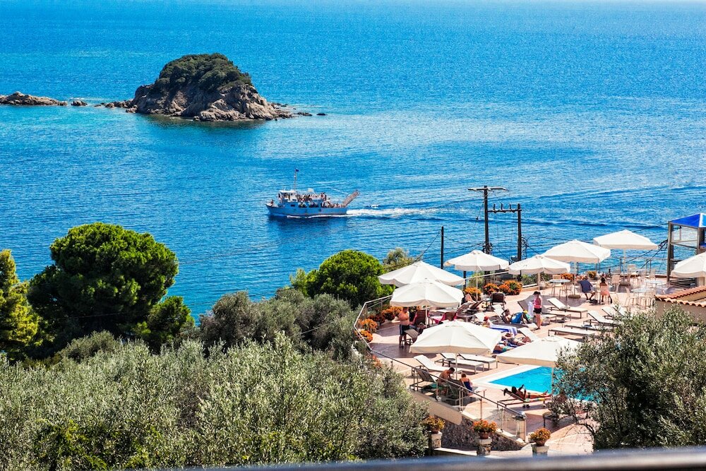 Фото La Luna Hotel