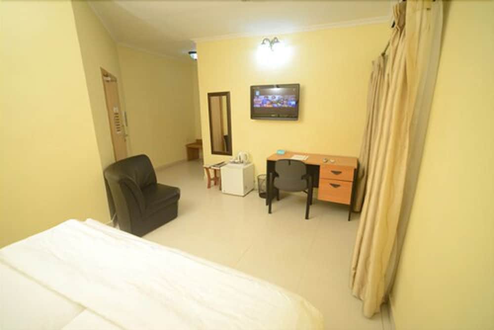 Фото Airside Hotel