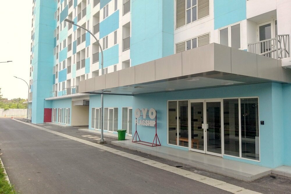 Hotel Oyo Flagship 1260 Sentraland Karawang, West Java, photo