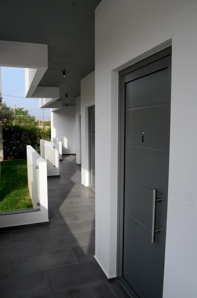 Фото Megara Hotel