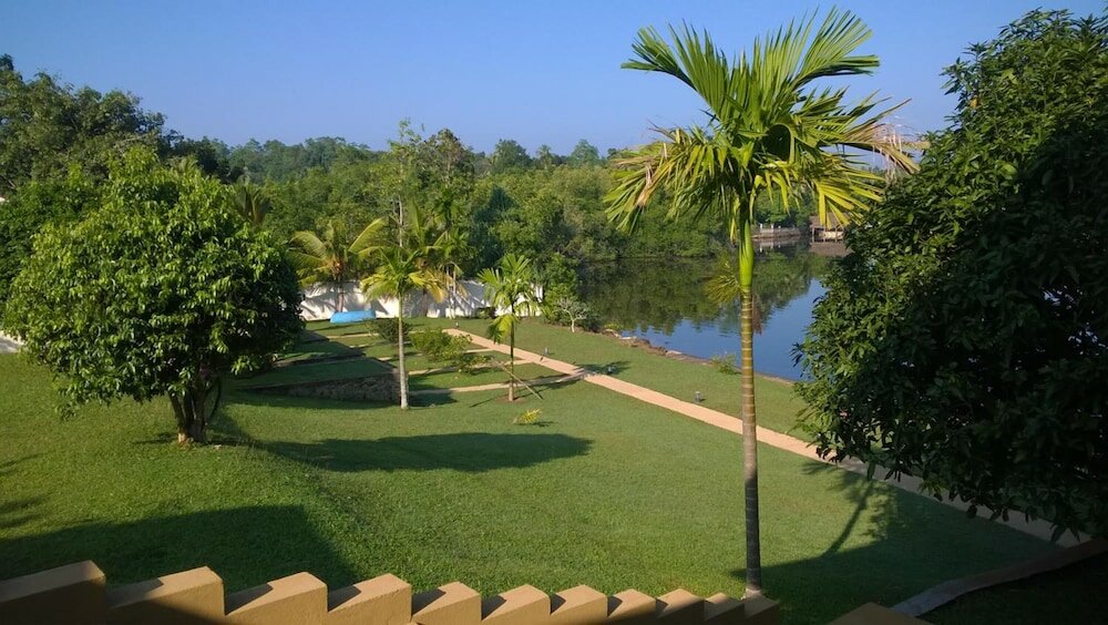 Фото Kalla Bongo Lake Resort