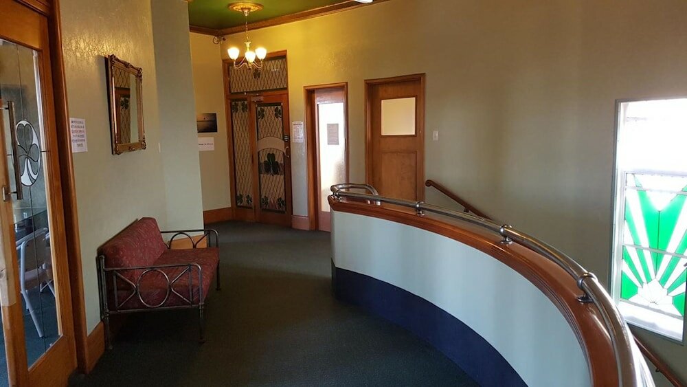 Фото Whakatane Hotel