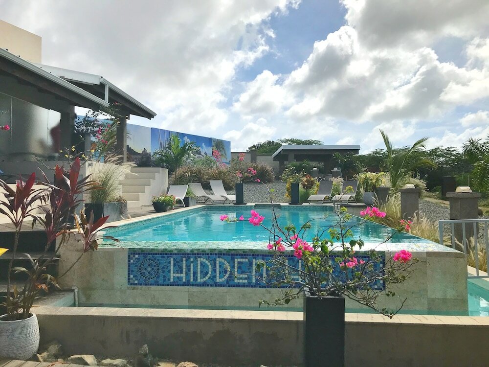 Фото Hidden Hill Condos Aruba