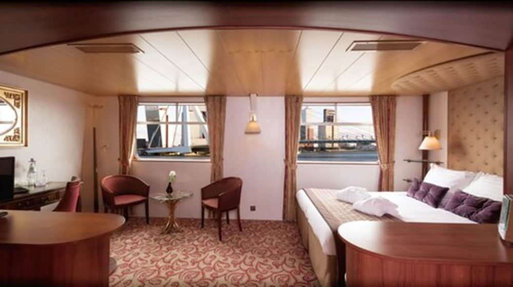 Фото Knm Ms Switzerland II - Frankfurt