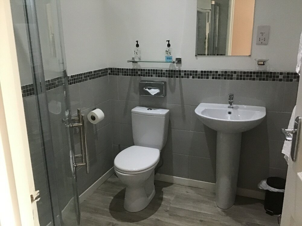 Фото The New Inn Motel