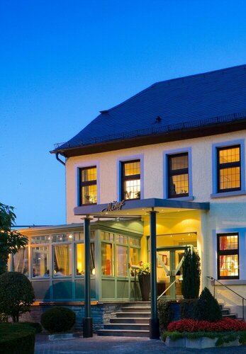 Гостиница Hotel & Restaurant Menge в Арнсберге