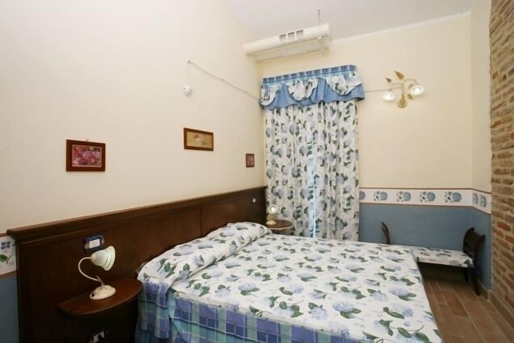 Фото Agriturismo Lanterna Rossa