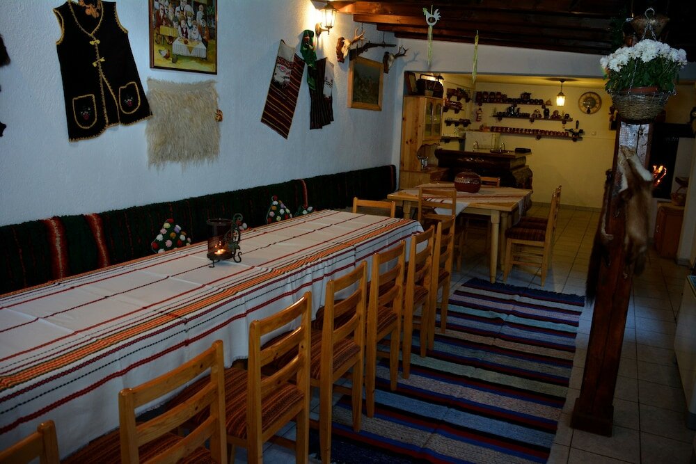 Фото Trenchova Guest House