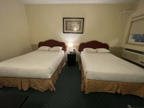 Гостиница Centre Suites Inns Motel в Боннивилле