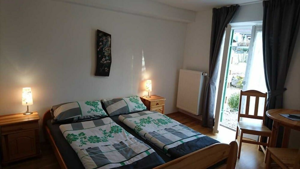 Фото Hotel Garni Forsthaus