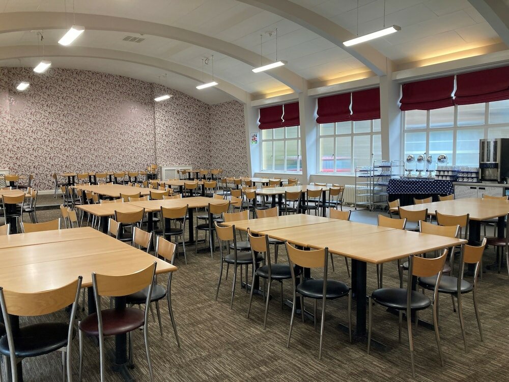 Фото University of Exeter Pennsylvania Court