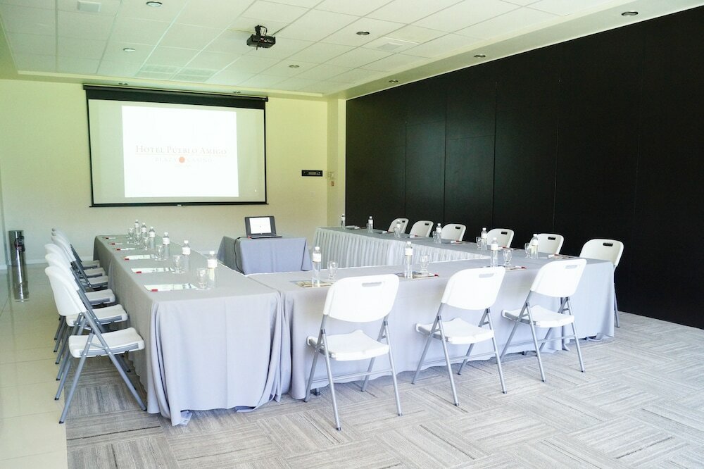 Фото Hotel Pueblo Amigo Plaza & Casino