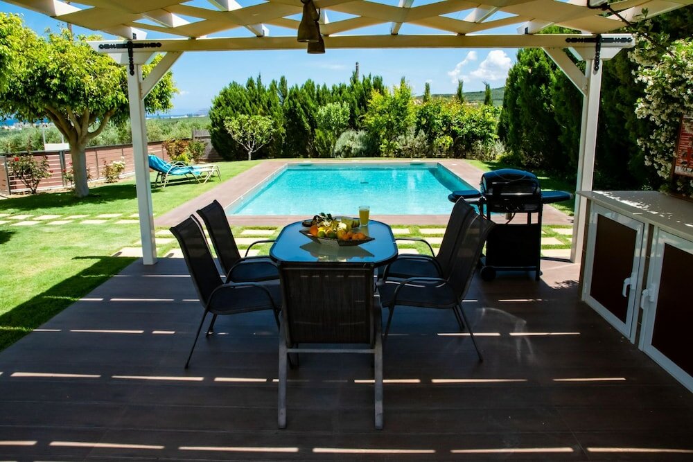 Фото Villa Dimokratia