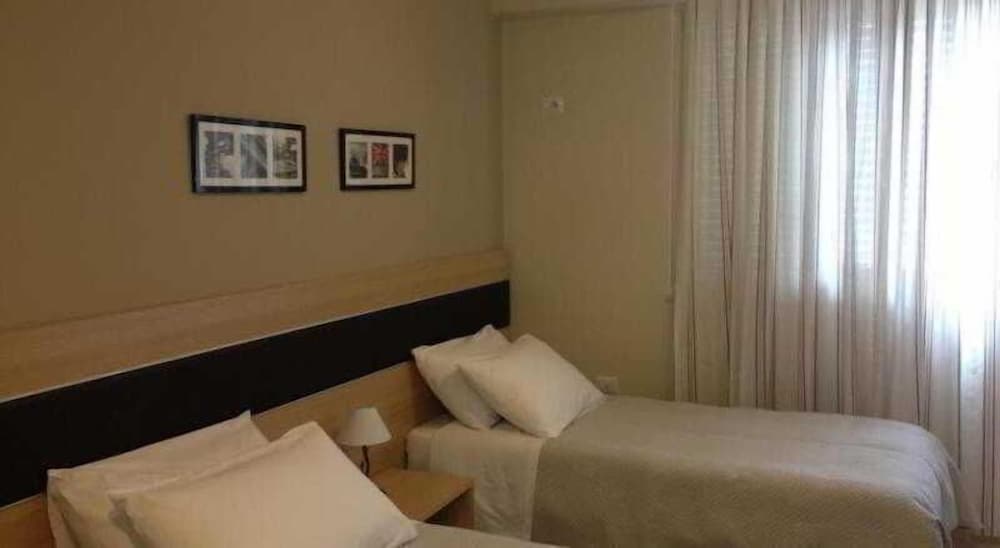 Фото Center Rooms Oresti