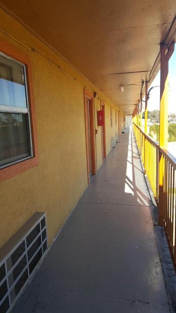 Фото Monte Carlo Motel