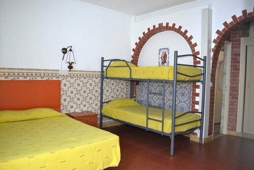 Гостиница Pétala Preciosa Guesthouse в Лиссабоне
