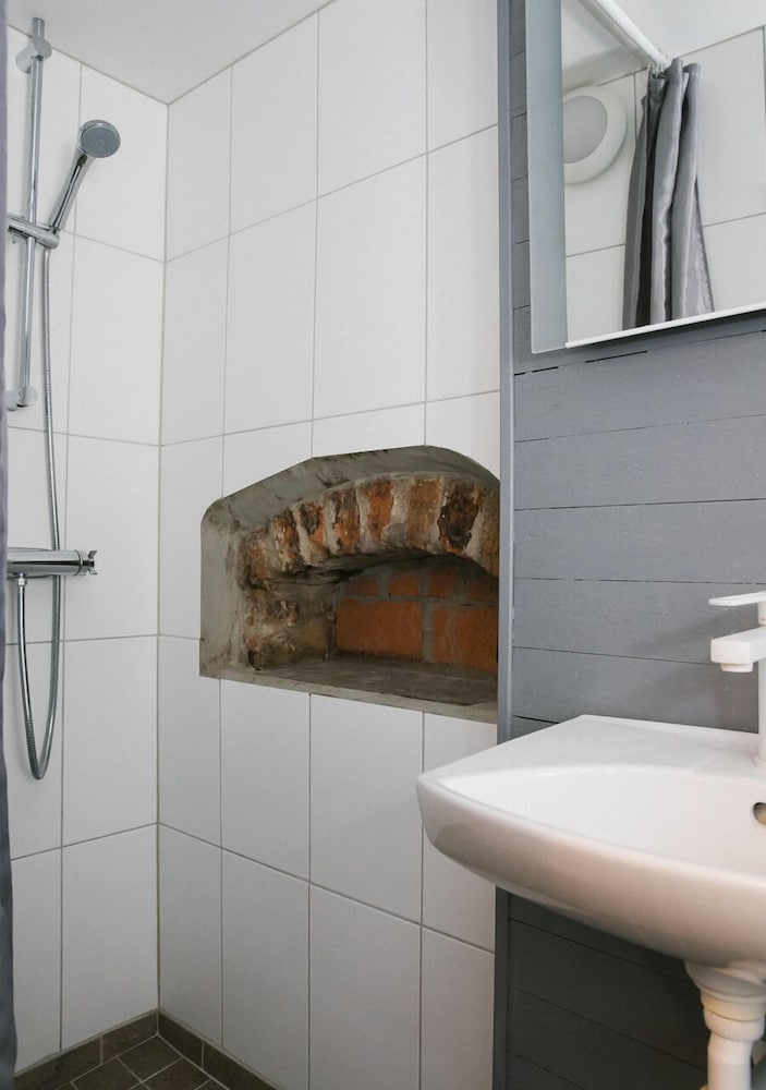 Фото Visby Logi & Vandrarhem Hästgatan 14