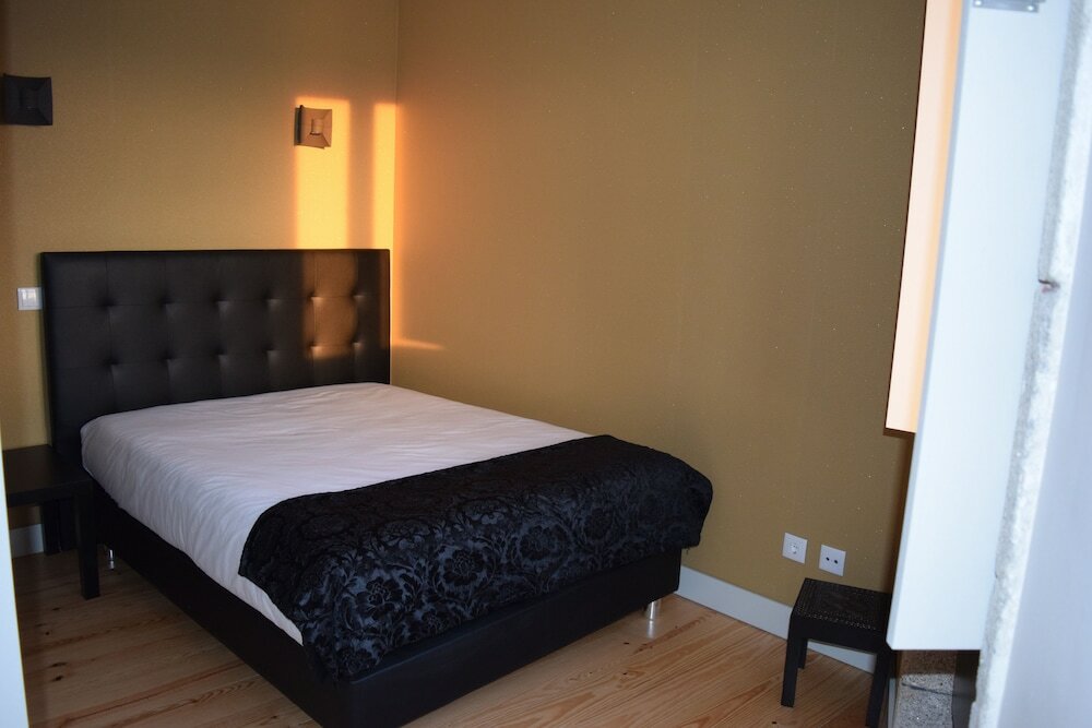 Фото Apartments Oporto Palace