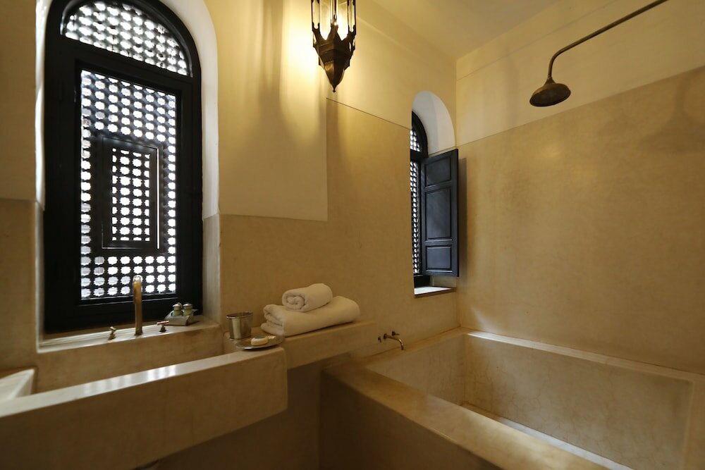 Фото Riad Azzouna 13