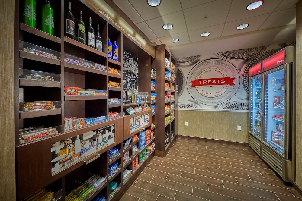 Фото Hampton Inn & Suites Hood River