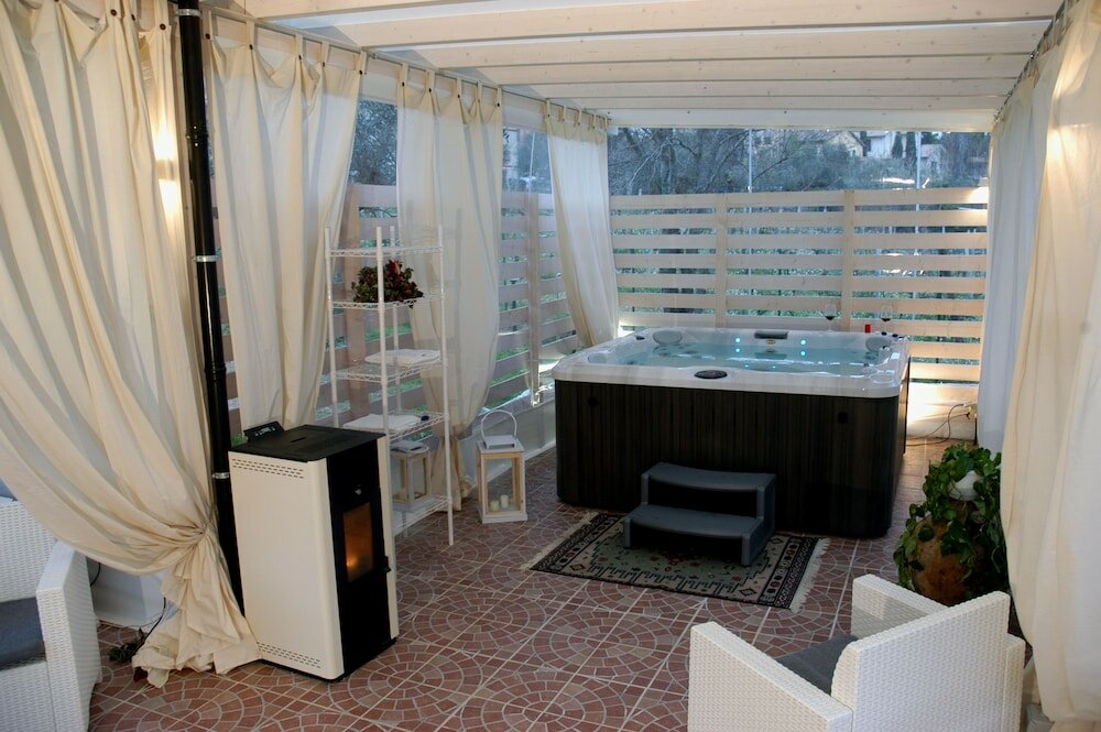 Фото B&b Falco Bianco