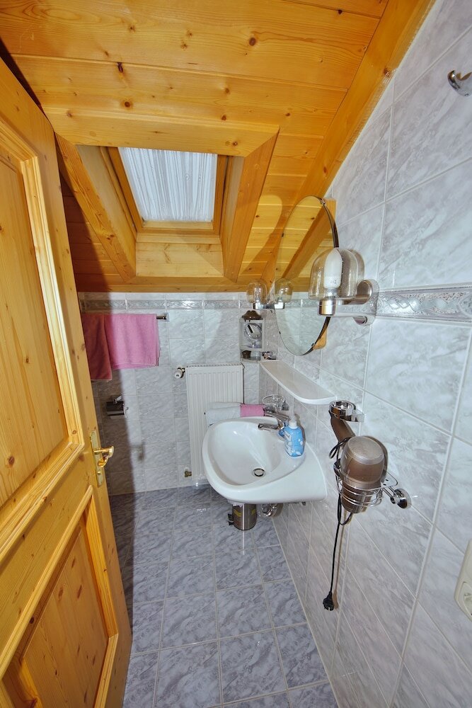 Фото Ferienwohnung Johannesklause